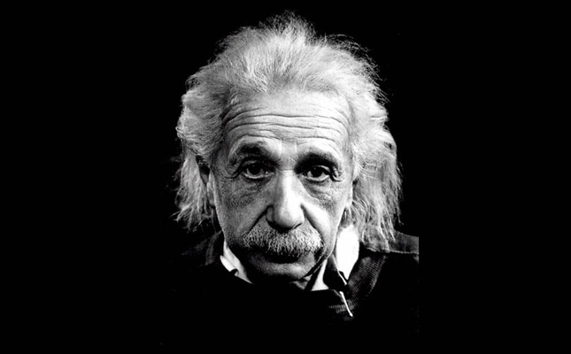 Top 21 Albert Einstein Quotes!